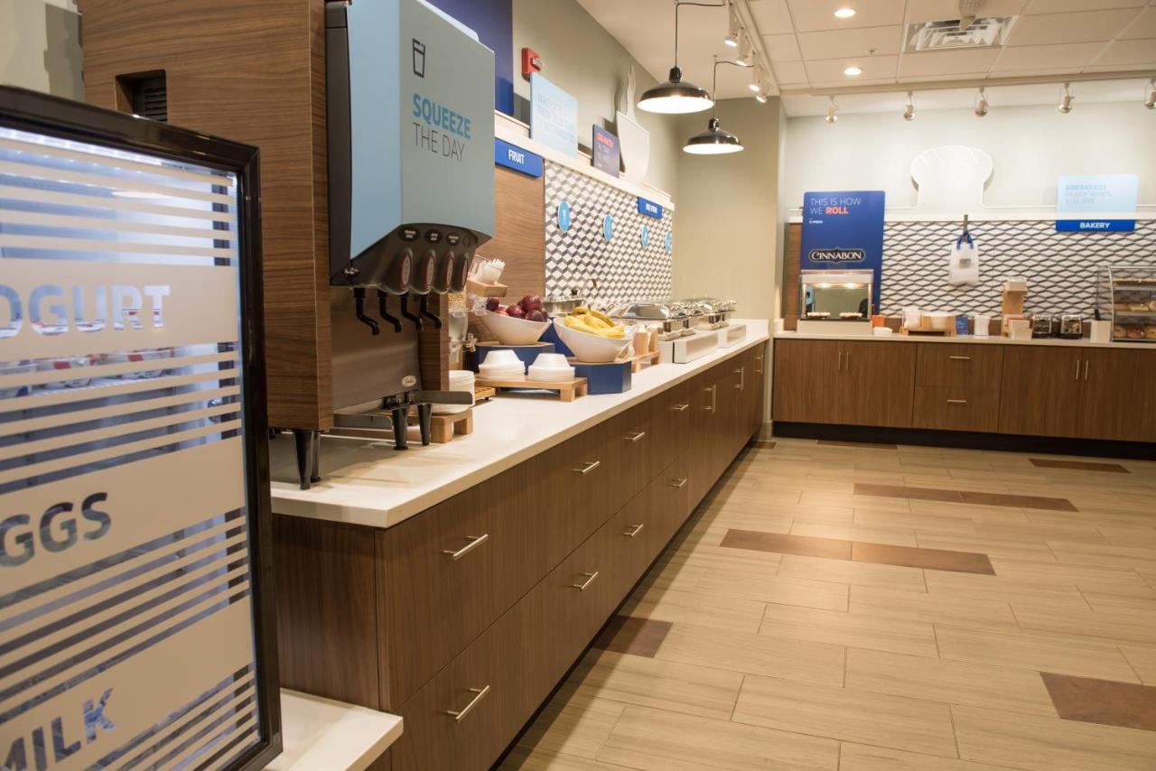 Holiday Inn Express & Suites - Dayton Southwest By Ihg Kültér fotó