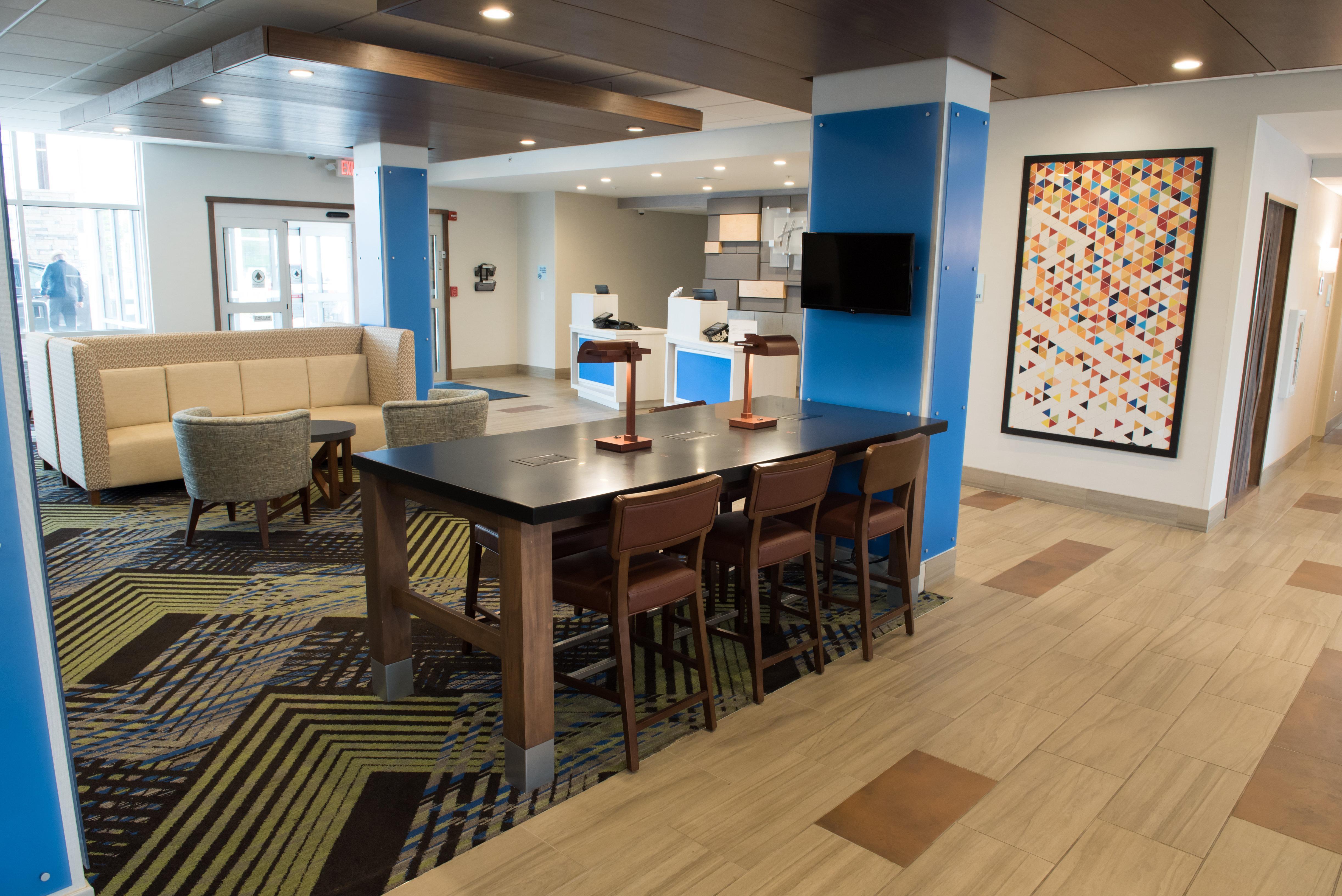Holiday Inn Express & Suites - Dayton Southwest By Ihg Kültér fotó